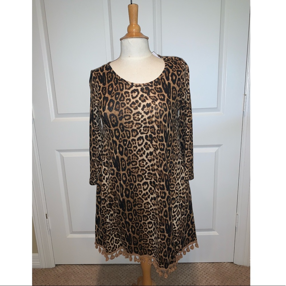 🆕 LEOPARD SWING DRESS